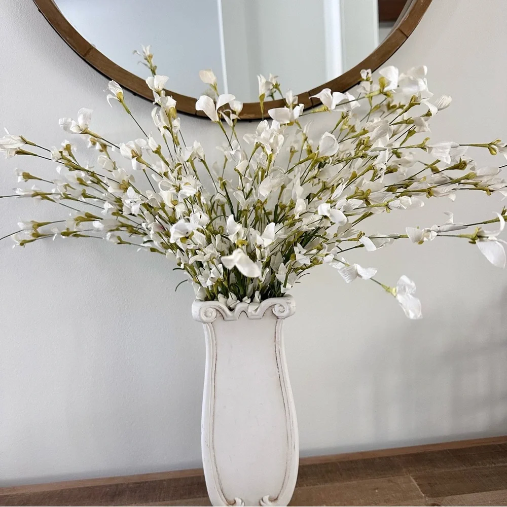 Elegant White Vintage Ceramic Classic Floral Vase Scroll 10.5 inches X 4 inches
